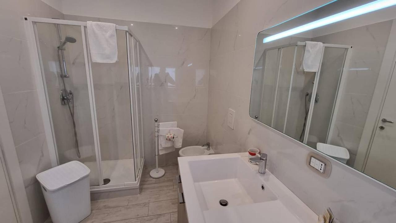 Central Home 塔兰托 外观 照片
